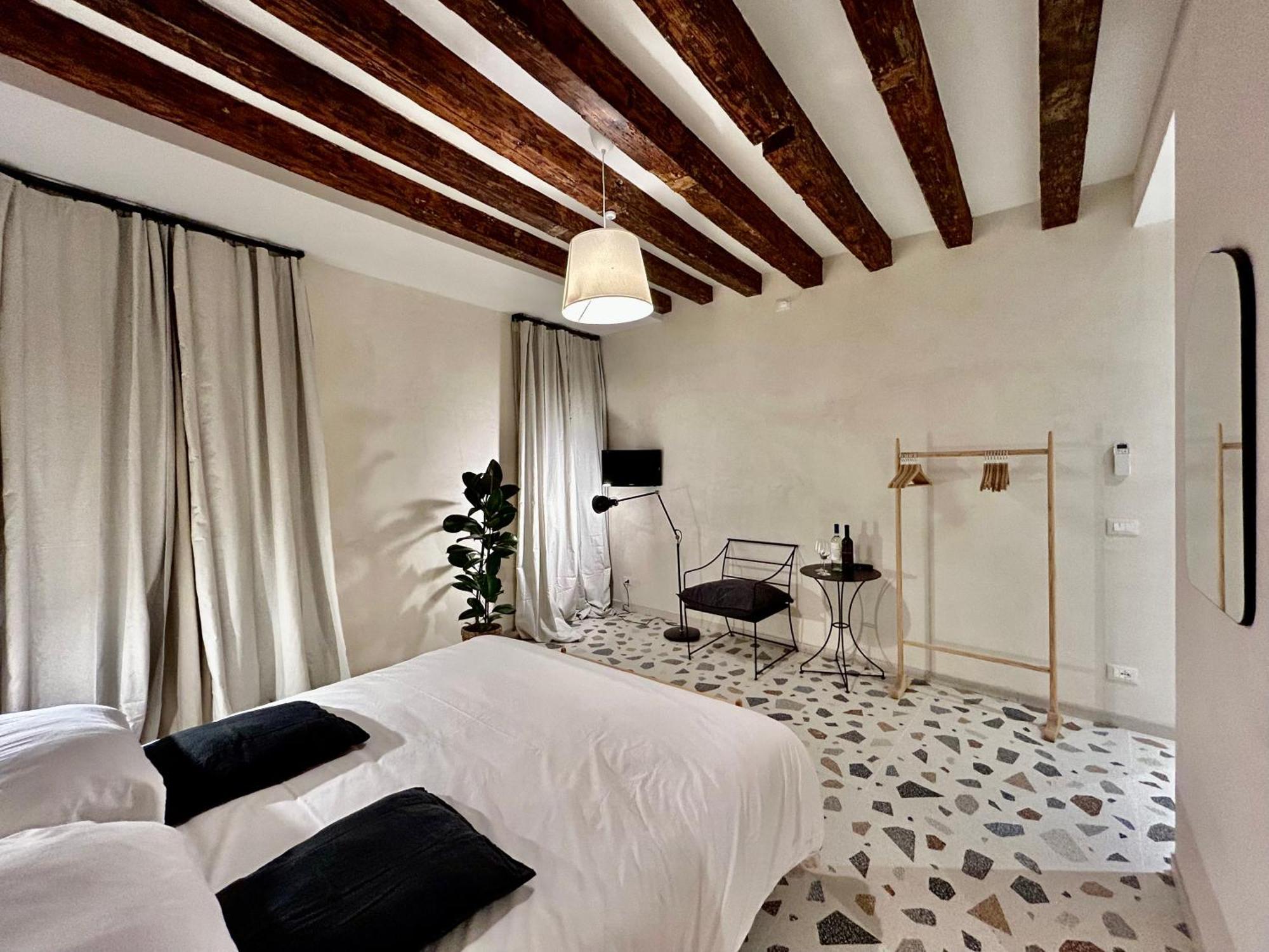 Farini Suites Wi-Fi Venecia Exterior foto