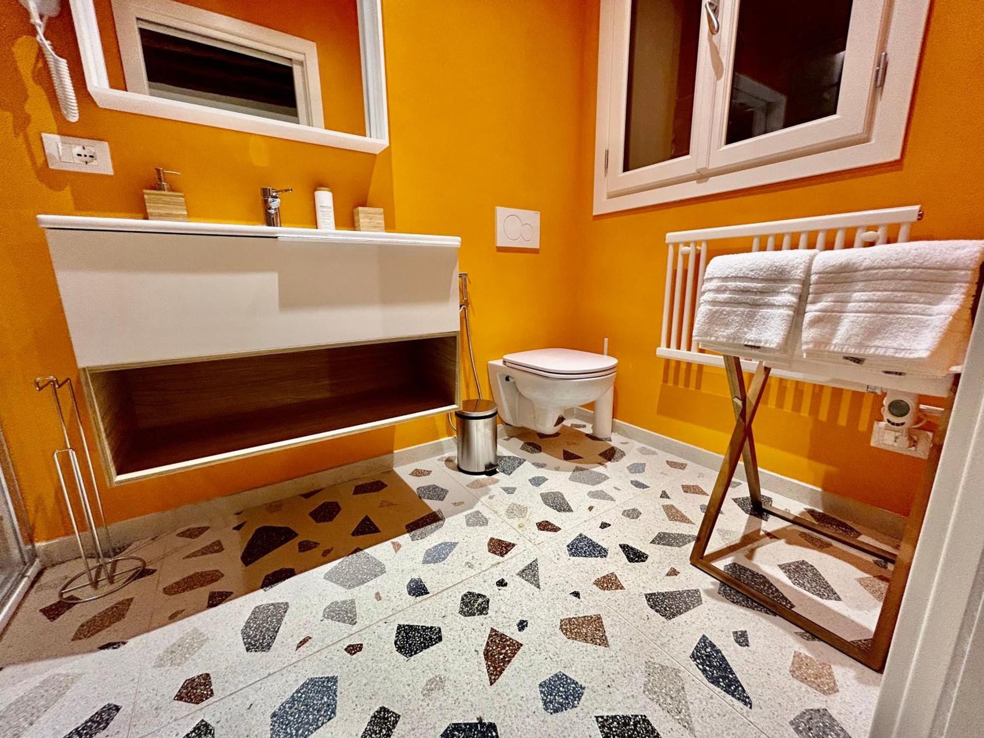 Farini Suites Wi-Fi Venecia Exterior foto